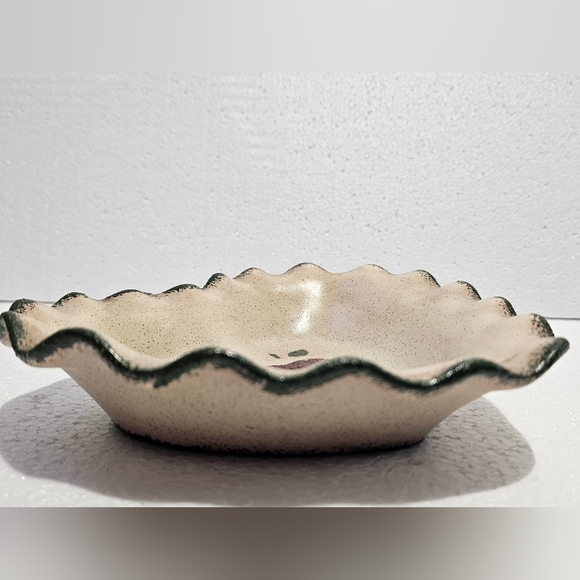 Apple Heart Ruffled Dish - Picture 2 of 7